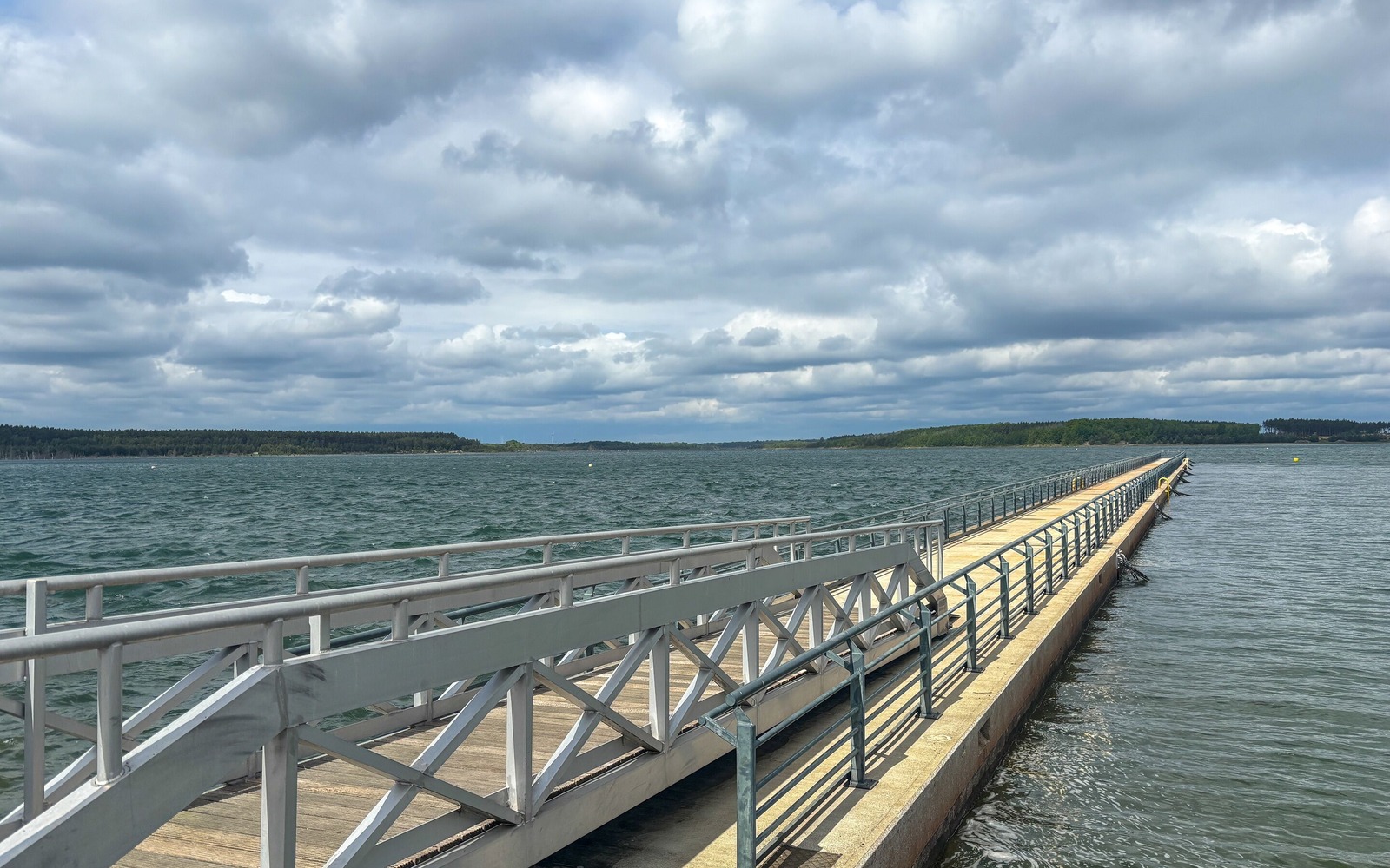 Floating Pier on Lake Sedlitz, Foto: Julia Kussatz, Lizenz: Zweckverband Lausitzer Seenland Brandenburg