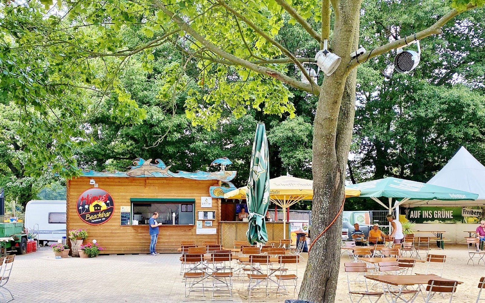 Blick auf den Imbiss, Foto: Jörg Berndt, Lizenz: Camping- und Caravanparadies Dreiweiberner See